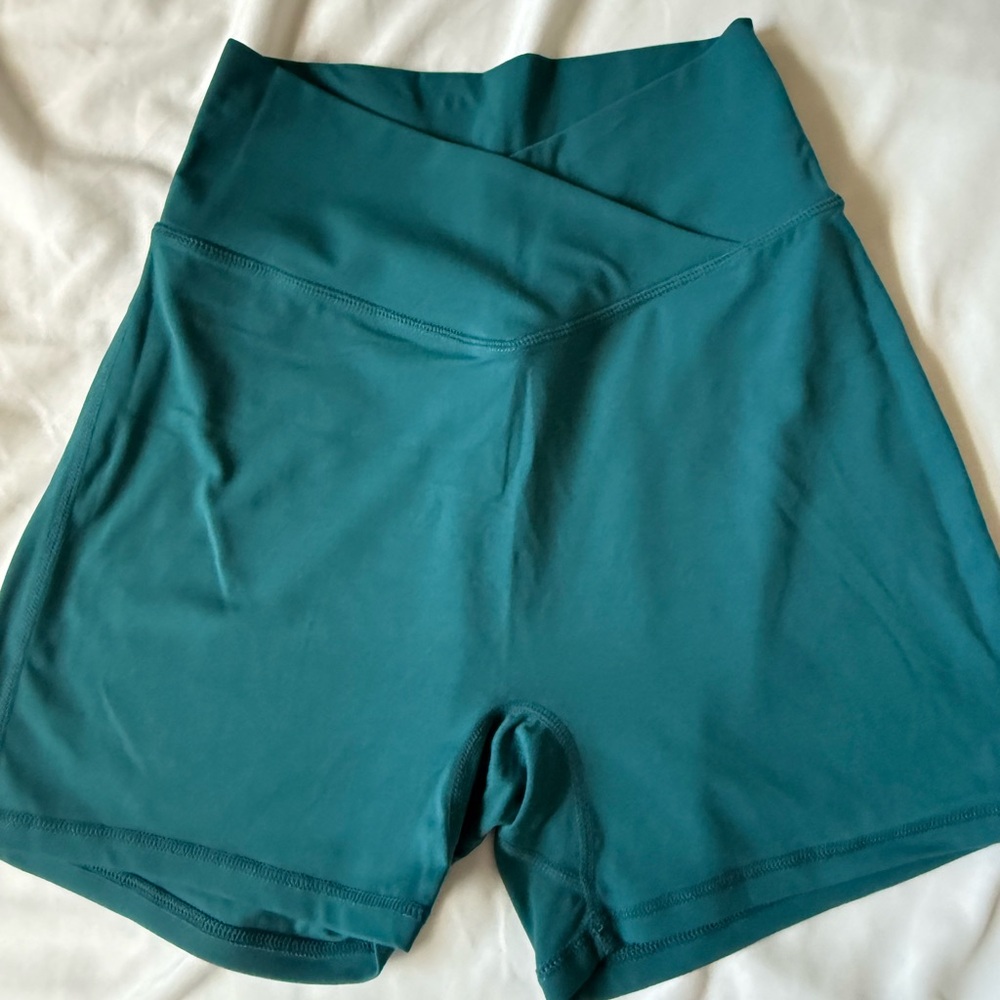 Teal Women's Crossover Waistline Shorts